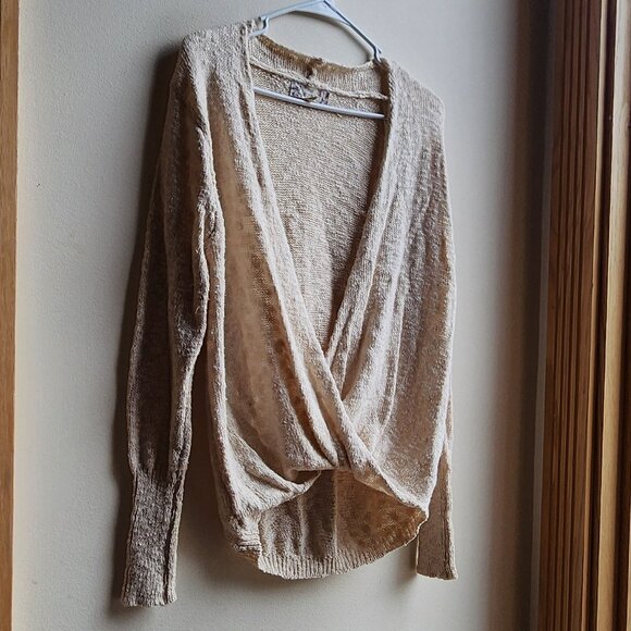 Pink Republic Cream Deep V-Neck Crossover Sweater Size Medium - Picture 3 of 16